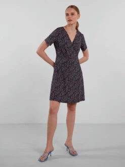 Pieces PCEMANUELLE WRAP DRESS -Piece Clothing Shop 17097461 Black 980252 005