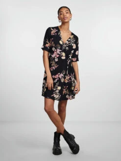Pieces PCKAITLYN WRAP DRESS -Piece Clothing Shop 17120107 Black 1028494 005