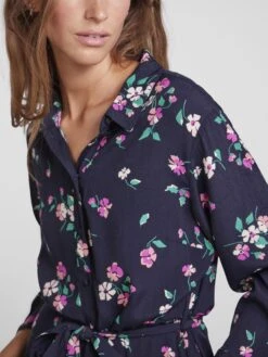 Pieces PCNIKITA SHIRT DRESS 9 Pieces PCNIKITA SHIRT DRESS -Piece Clothing Shop 17129237 SkyCaptain 971826 006