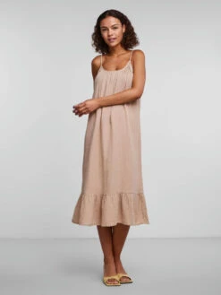 Pieces PCLELOU MIDI DRESS -Piece Clothing Shop 17132259 Nomad 007