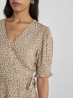 Pieces PCTALA WRAP DRESS -Piece Clothing Shop 17133694 SilverMink 1008114 006