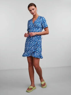 Pieces PCJOSI WRAP DRESS 10 Pieces PCJOSI WRAP DRESS -Piece Clothing Shop 17134508 CloudDancer 1007510 005