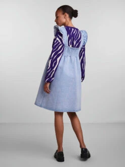 Pieces PCLIZZY DENIM DRESS 11 Pieces PCLIZZY DENIM DRESS -Piece Clothing Shop 17134543 LightBlueDenim 004