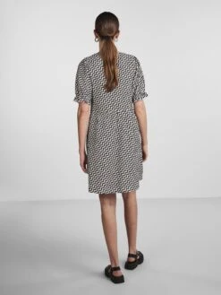 Pieces PCKESH MINI DRESS -Piece Clothing Shop 17137852 CloudDancer 1028280 004