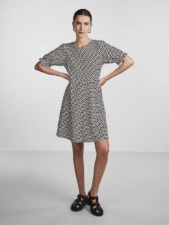 Pieces PCKESH MINI DRESS -Piece Clothing Shop 17137852 CloudDancer 1028280 005