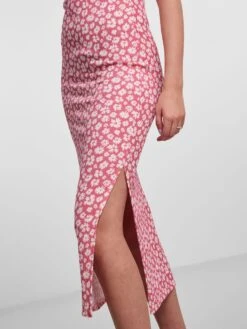 Pieces PCHESINA BODYCON DRESS -Piece Clothing Shop 17141184 ShockingPink 1055533 006