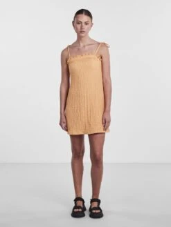 Pieces PCLARA SLEEVELESS DRESS -Piece Clothing Shop 17142562 OrangeChiffon 005