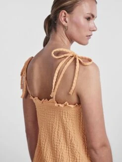 Pieces PCLARA SLEEVELESS DRESS -Piece Clothing Shop 17142562 OrangeChiffon 006